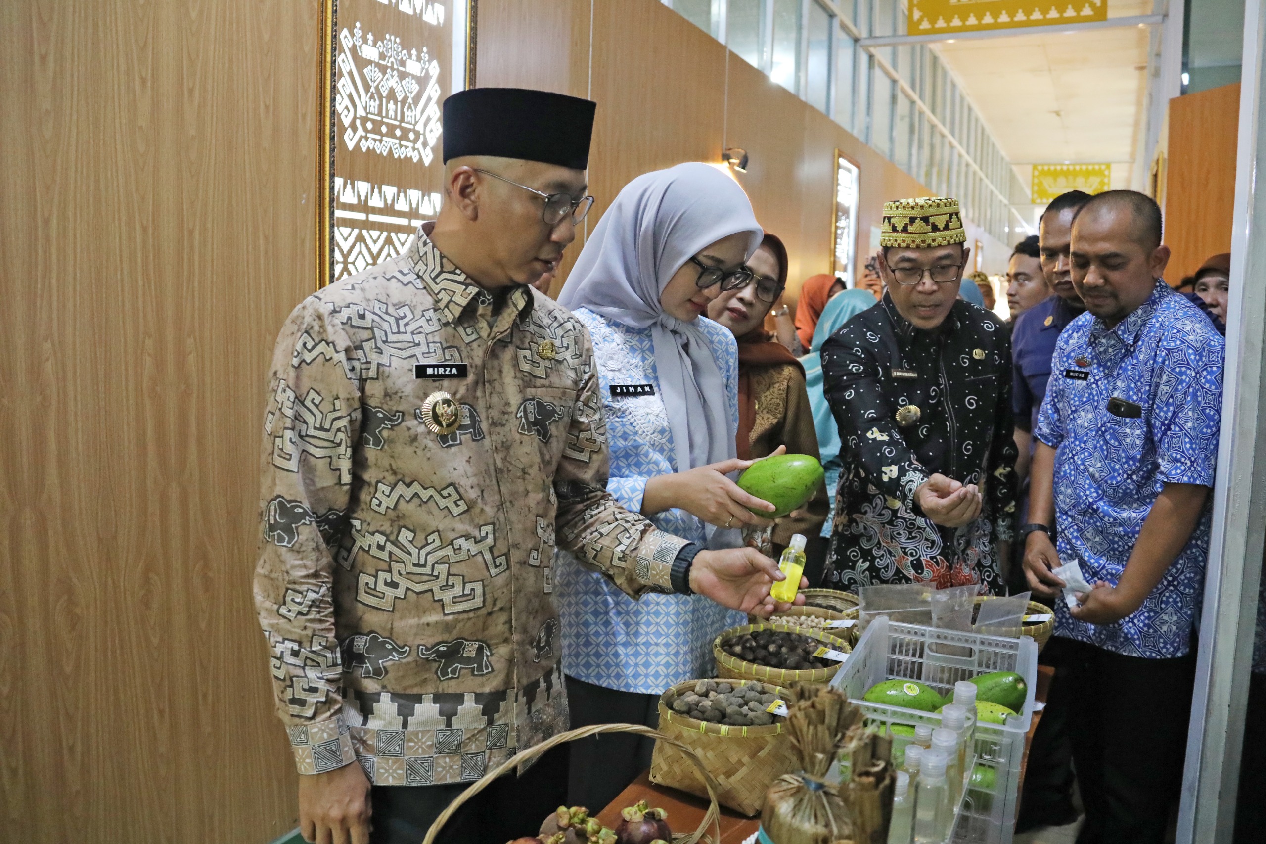 Read more about the article Gubernur Mirza Minta OPD Selaraskan Program Kerja dengan Visi Lampung Maju Menuju Indonesia Emas, Juga Sinergikan dengan Pemerintah Pusat, Kabupaten/Kota, Dunia Usaha dan Seluruh Pemangku Kepentingan