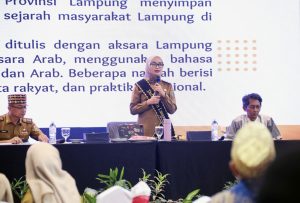 Read more about the article Wagub Jihan Nurlela Jadi Narasumber pada Acara Penggalian Naskah Kuno Nusantara sebagai Ingatan Kolektif Nasional yang Digelar Dinas Perpustakaan dan Kearsipan Provinsi Lampung