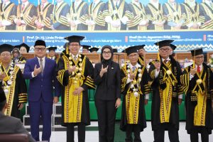 Read more about the article Wagub Jihan Nurlela Hadiri Sidang Senat Terbuka Pengukuhan 15 Guru Besar UIN Raden Intan Lampung