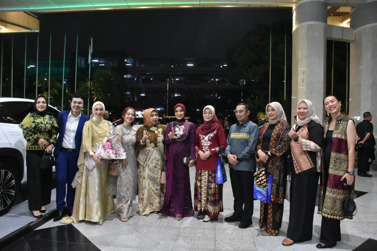Read more about the article Pemprov Lampung Gelar Jamuan Makan Malam Bersama Para Dosen dan Guru Besar ITB dan Itera di Mahan Agung, Dorong Inovasi dengan Membumikan Riset dalam Kehidupan Riil Masyarakat