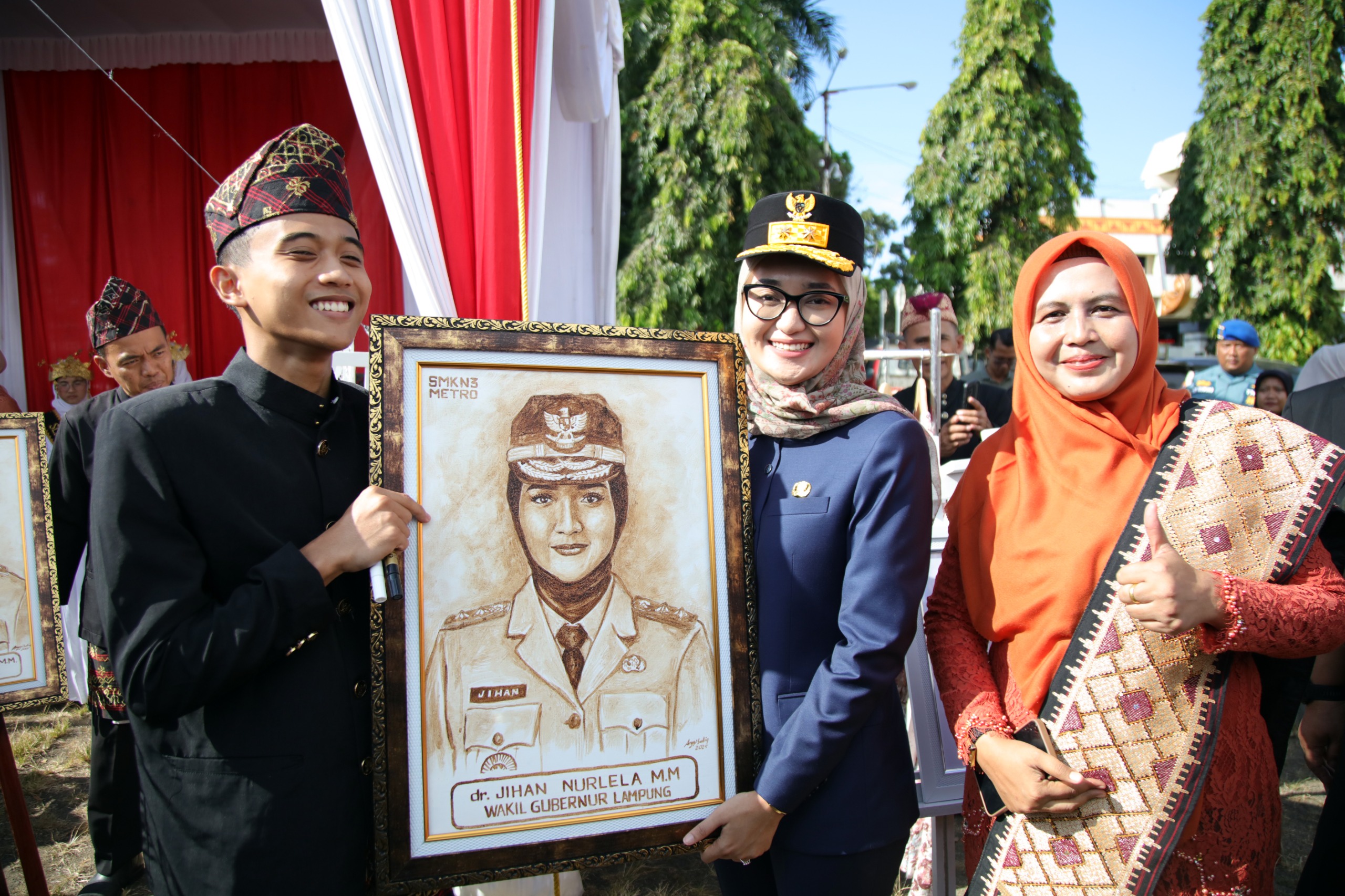 Read more about the article Upacara Hari Pendidikan Nasional Provinsi Lampung Tahun 2025, Wagub Jihan Nurlela Ajak Seluruh Elemen Pendidikan Cetak Generasi Unggul, Berkarakter dan Siap Bersaing di Kancah Global Menuju Indonesia Emas 2045