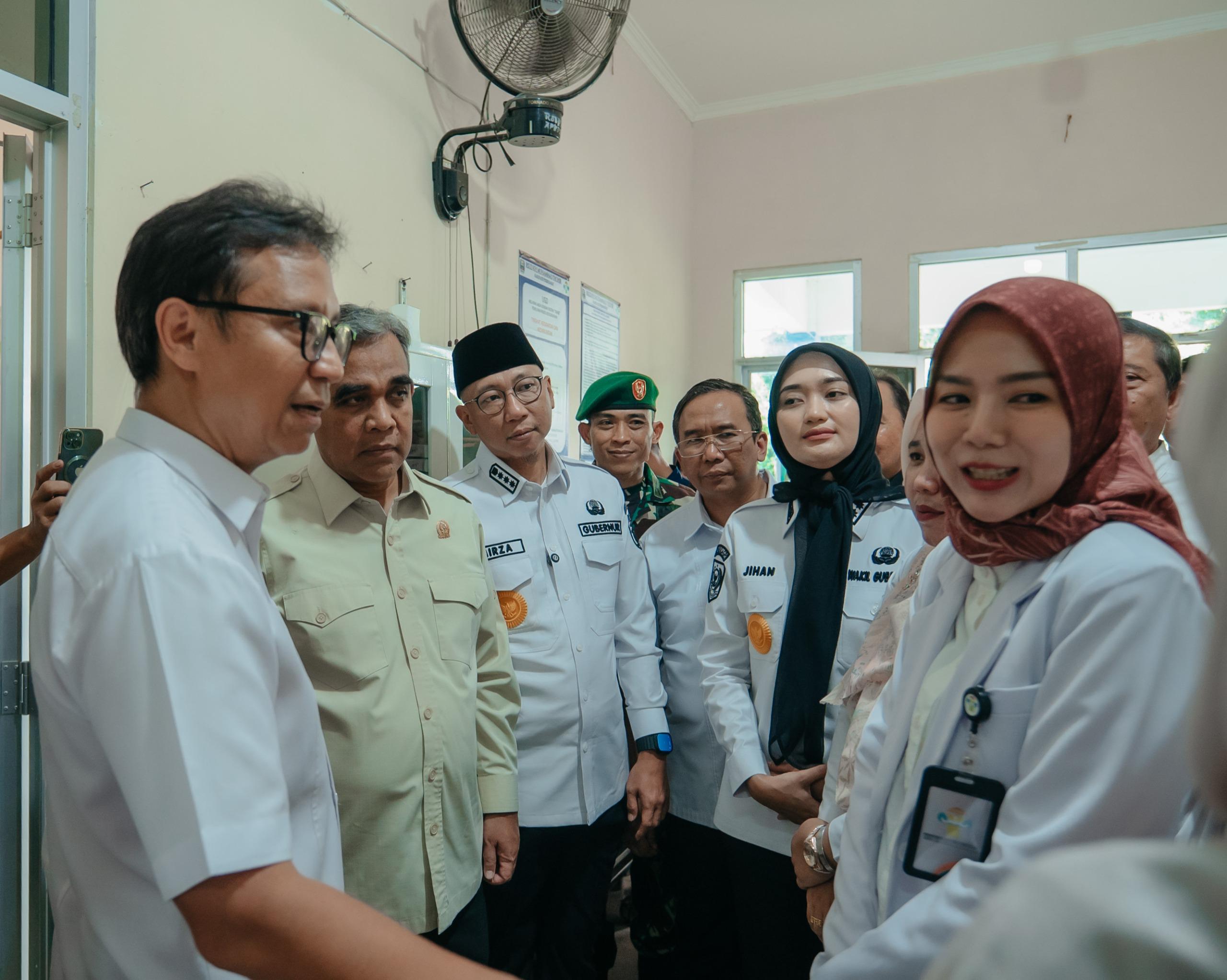Read more about the article Viral Ibu Hamil Ditandu, Pembangunan RSUD Pesisir Barat Dipercepat