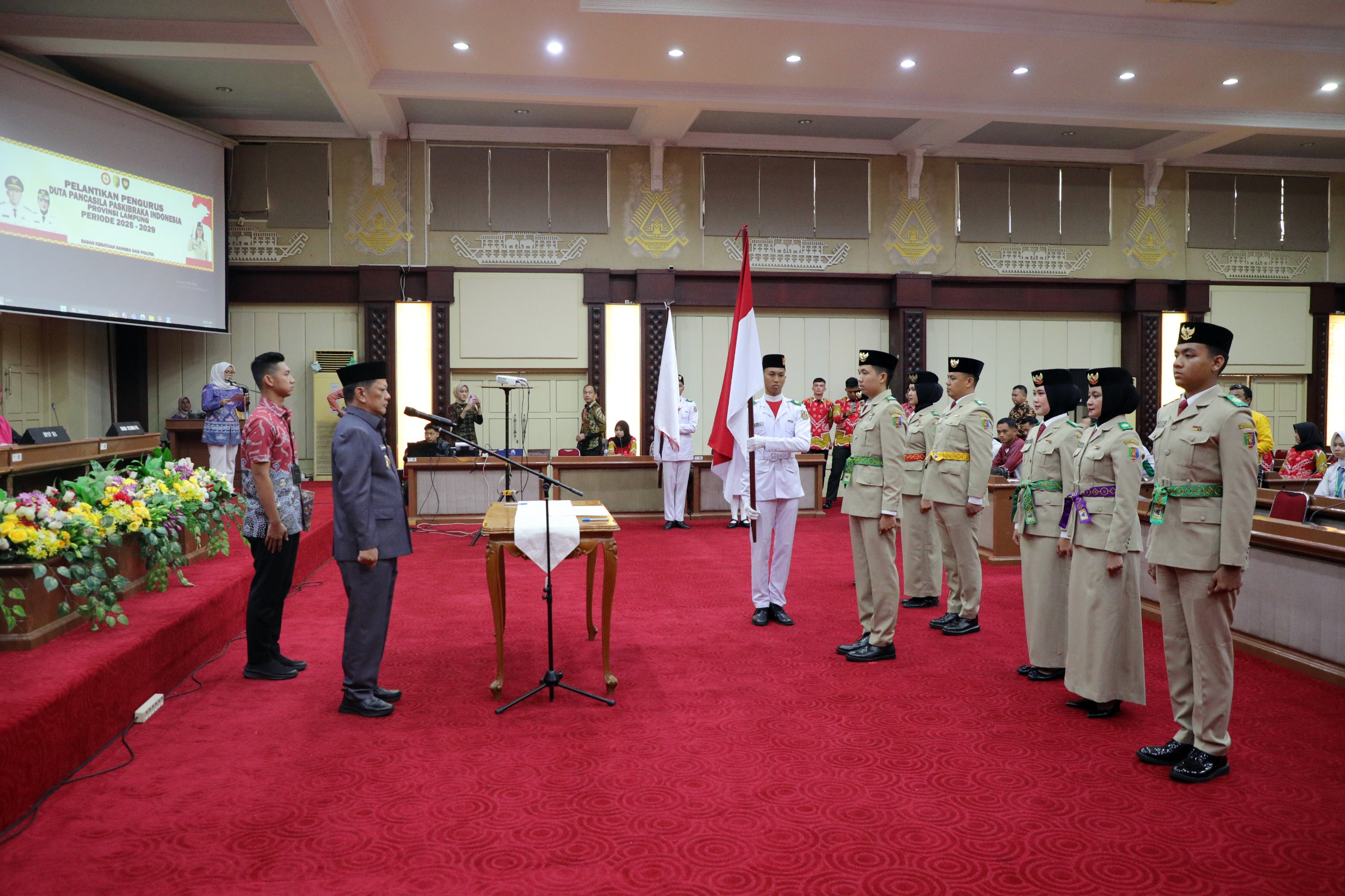 Read more about the article Pj. Sekdaprov Firsada Lantik Duta Pancasila Paskibraka Indonesia Tingkat Provinsi Lampung Periode 2025-2029