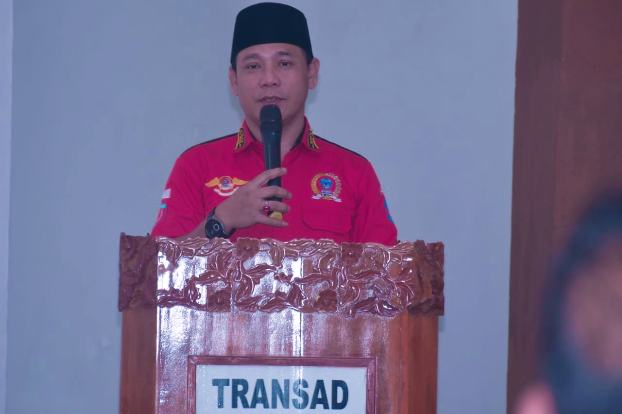 Read more about the article Arisandi adalah Lentera Pesawaran yang Mendukung Perjalanan Menuju Perubahan