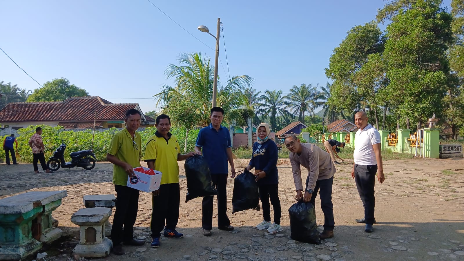 Read more about the article Peringati Hari Lingkungan Hidup Sedunia Camat Selagai Lingga Gelar Apel Bersama dan Aksi Bersih Sampah Plastik