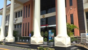 Read more about the article PN Tanjung Karang Tolak Permohonan Ny. Ratnawati Amir dkk.