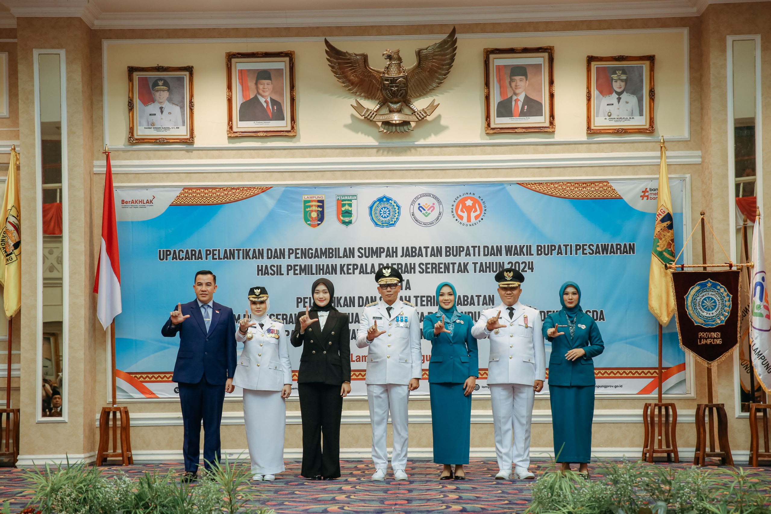 Read more about the article Pelantikan Bupati dan Wakil Bupati Pesawaran Periode 2025–2030 Digelar di Balai Keratun