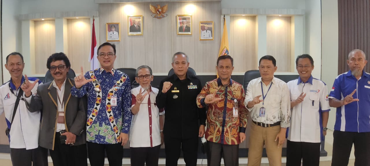 Read more about the article Dialog Terbuka Pemprov Lampung dan Buruh, Langkah Positif Menuju Kebijakan Ketenagakerjaan yang Seimbang
