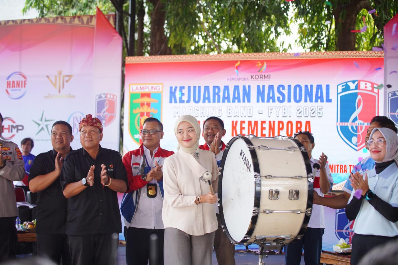 You are currently viewing Kejurnas Marching Band FYBI 2025 Resmi Dibuka, Wagub Jihan Nurlela: Satukan Semangat, Disiplin, dan Kreativitas