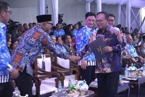 Read more about the article Presiden Tegaskan Pers sebagai Suluh Peradaban di Era Algoritma, Lampung Resmi Tuan Rumah HPN 2027