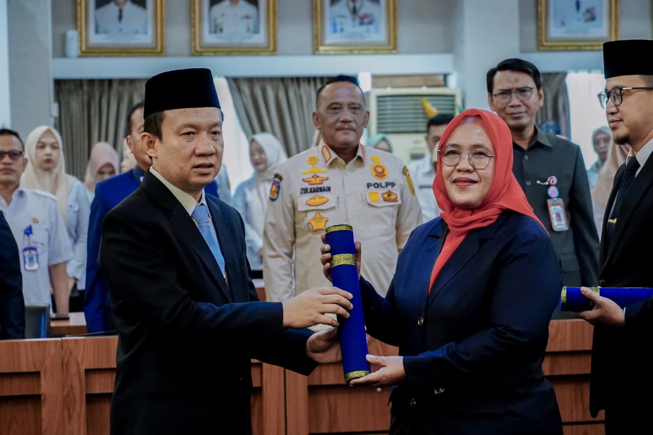 Read more about the article 15 Pejabat Administrator Dilantik! Sekdaprov Lampung Tegaskan Reformasi Birokrasi & Digitalisasi Layanan 2026