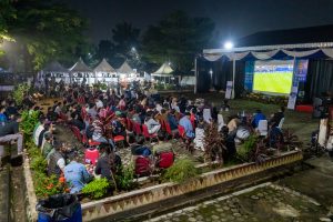 Read more about the article Meriah dan Penuh Kebersamaan, Nobar Piala Dunia di PKOR Way Halim Disambut Antusias Warga