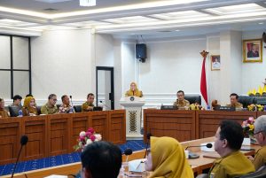 Read more about the article Forum Penataan Ruang Bahas Finalisasi RTRW Pesisir Barat untuk Perkuat Investasi dan Kelestarian Lingkungan