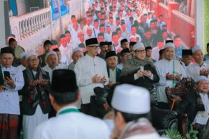Read more about the article Gubernur Mirza Cetak Generasi Emas Desa Melalui Strategi Investasi Intelektual dan Spiritual