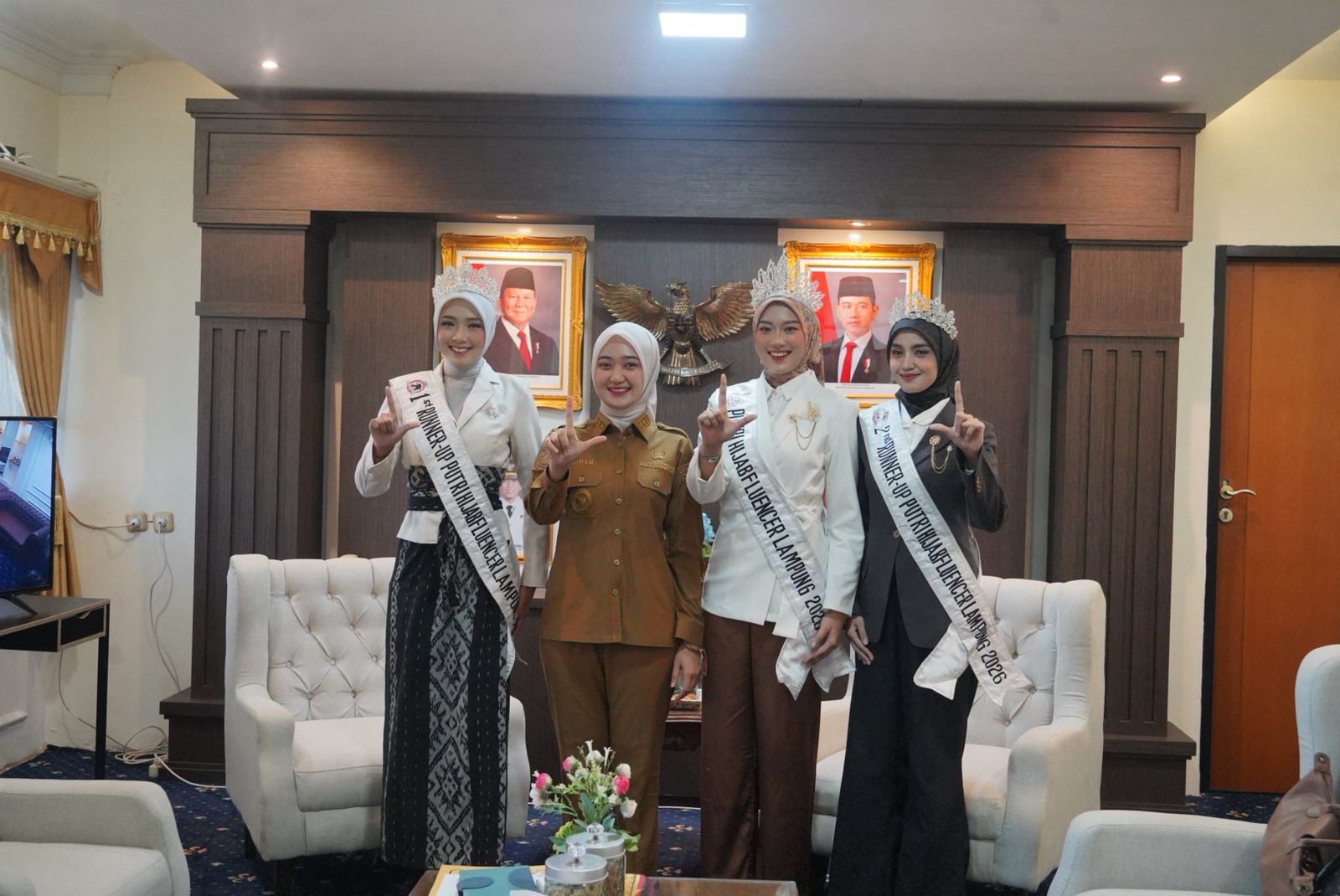 Read more about the article Wagub Jihan Dukung Putri Hijabfluencer Lampung Berlaga di Ajang Nasional