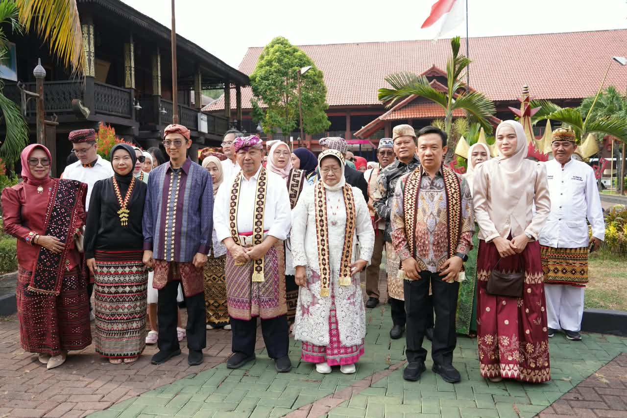 Read more about the article Pemprov Lampung Dukung Pameran Kayu Ara, Rawat Pengetahuan dan Warisan Budaya untuk Generasi Mendatang