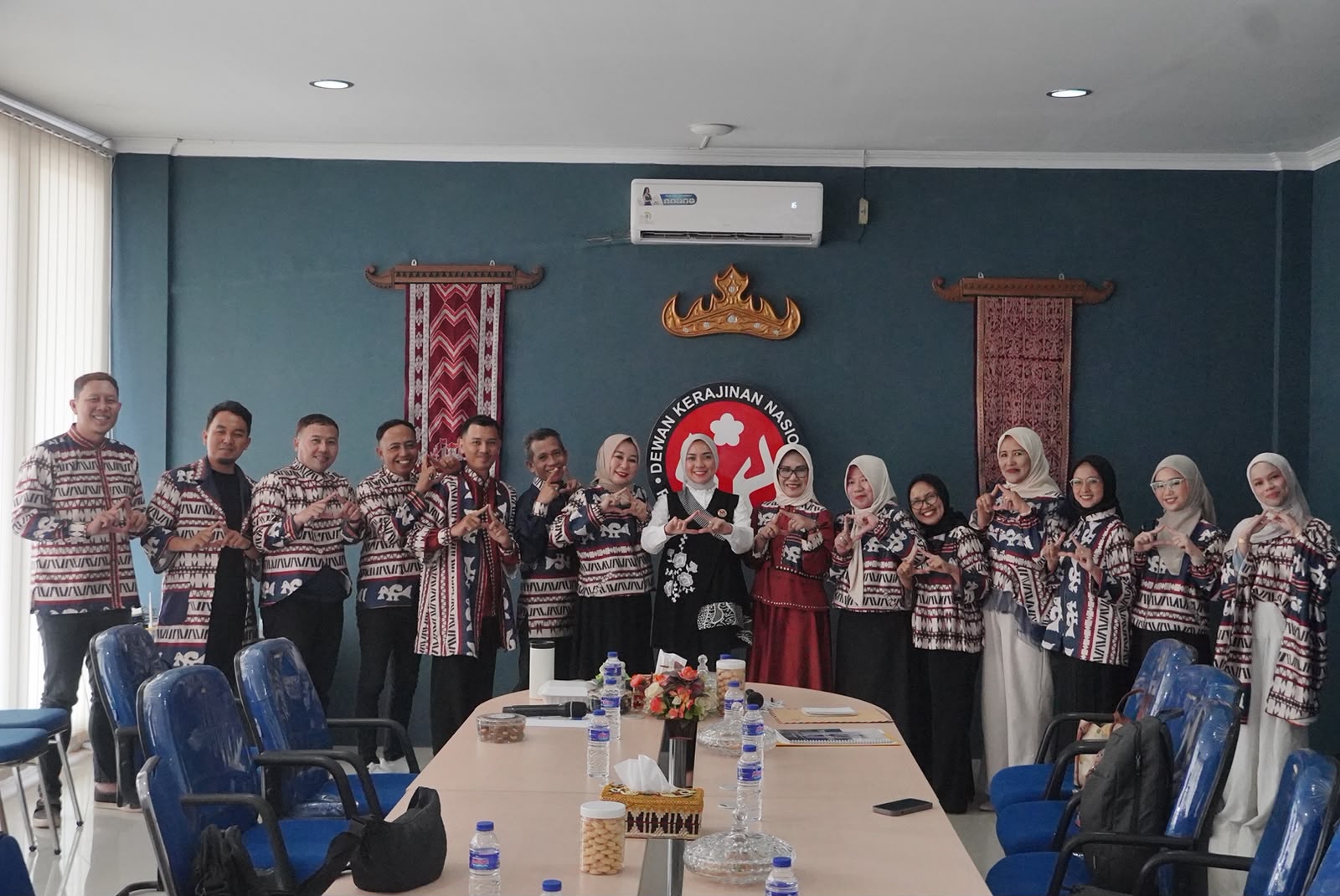 Read more about the article Ketua Dekranasda Provinsi Lampung Dukung Lampung Fashion Tendance Jadi Penggerak Industri Kreatif